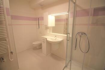 Pronájem bytu 2+kk v osobním vlastnictví 56 m², Praha 9 - Střížkov