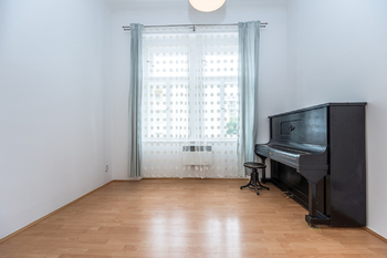Pronájem bytu 2+1 v osobním vlastnictví 67 m², Praha 3 - Žižkov