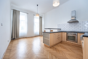 Pronájem bytu 2+1 v osobním vlastnictví 67 m², Praha 3 - Žižkov