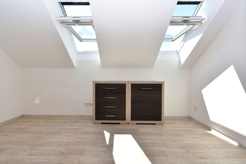 Samostatná ložnice č. 3. - Prodej domu 113 m², Kly