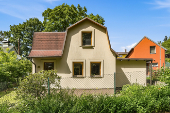 Prodej chaty / chalupy 50 m², Praha 5 - Lipence
