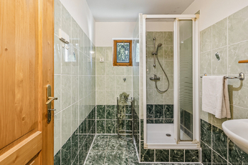 Prodej chaty / chalupy 50 m², Praha 5 - Lipence