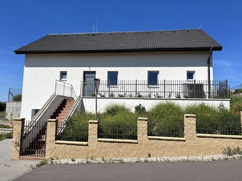Prodej domu 224 m², Dobšice
