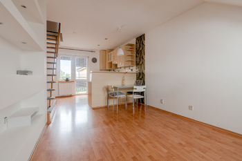 Pronájem bytu 3+kk v osobním vlastnictví 65 m², Hradec Králové