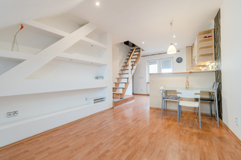 Pronájem bytu 3+kk v osobním vlastnictví 65 m², Hradec Králové