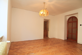 Obývací prostor jako společenská místnost - Prodej bytu 5+kk v osobním vlastnictví 83 m², Karlovy Vary