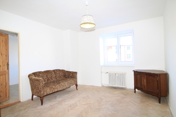 Pokoj 1 v mezonetu - Prodej bytu 5+kk v osobním vlastnictví 83 m², Karlovy Vary