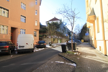 Ulice před domem - Prodej bytu 5+kk v osobním vlastnictví 83 m², Karlovy Vary