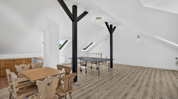 Prodej domu 260 m², Nižbor