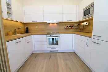 Prodej bytu 4+kk v osobním vlastnictví 93 m², Pardubice
