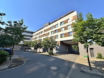 Prodej bytu 4+kk v osobním vlastnictví 93 m², Pardubice