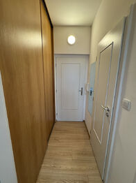 Pronájem bytu 1+kk v osobním vlastnictví 26 m², Praha 4 - Krč