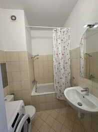 Pronájem bytu 1+kk v osobním vlastnictví 26 m², Praha 4 - Krč