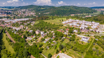 Prodej pozemku 1258 m², Beroun
