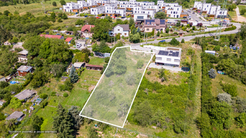 Prodej pozemku 1258 m², Beroun