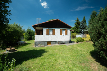 chatka a studna - Prodej pozemku 969 m², Pyšely