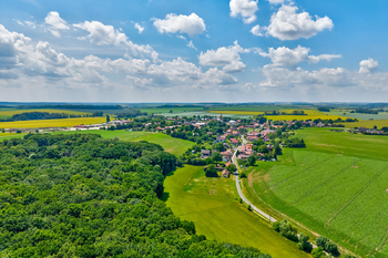 Prodej pozemku 1304 m², Nemyčeves
