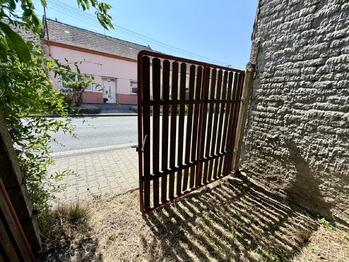 Prodej pozemku 256 m², Ostrožská Nová Ves
