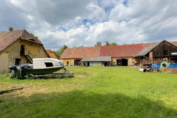 Prodej zemědělského objektu 1000 m², Budyně nad Ohří