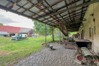 Prodej zemědělského objektu 1000 m², Budyně nad Ohří