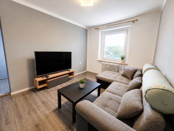 pokoj 2 - Pronájem bytu 3+1 v osobním vlastnictví 56 m², Ústí nad Labem