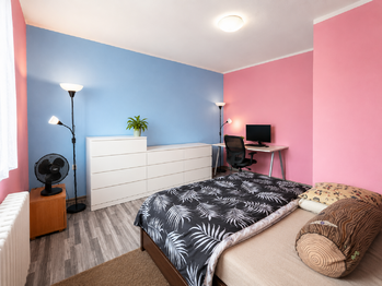 pokoj 1 - Pronájem bytu 3+1 v osobním vlastnictví 56 m², Ústí nad Labem