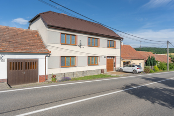 Prodej domu 205 m², Nížkovice