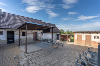 Prodej domu 205 m², Nížkovice