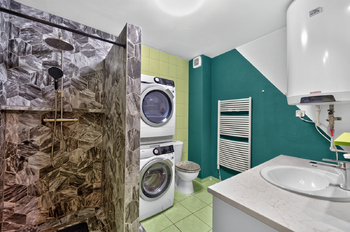 Prodej domu 205 m², Nížkovice