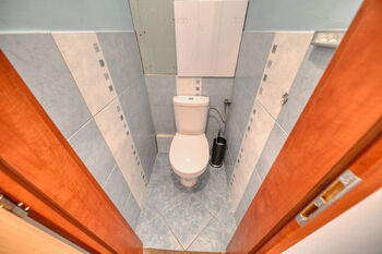 Samostatné WC - Pronájem bytu 3+1 v osobním vlastnictví 58 m², Poděbrady