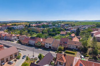 Prodej domu 276 m², Vnorovy