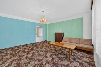 Prodej domu 276 m², Vnorovy