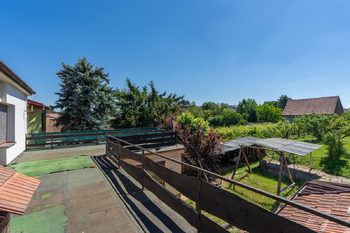 Prodej domu 276 m², Vnorovy