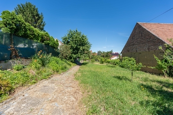 Prodej domu 276 m², Vnorovy