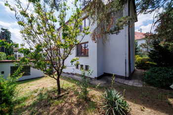 Prodej domu 209 m², Praha 4 - Braník