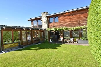 Zahrada u domu. - Pronájem domu 164 m², Klecany 