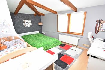 Ložnice. - Pronájem domu 164 m², Klecany