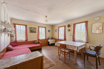 Obytná kuchyně - 2. NP - Prodej chaty / chalupy 138 m², Chřibská