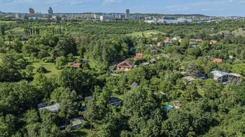 Prodej pozemku 496 m², Praha 5 - Jinonice