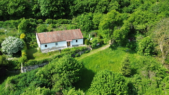 pohled na chalupu - Prodej domu 45 m², Niměřice