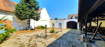 dvůr - Prodej domu 560 m², Slavonice