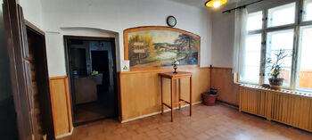 chodbička před restaurací - Prodej restaurace 560 m², Slavonice