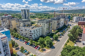 Dron - SV pohled - Prodej bytu 5+kk v osobním vlastnictví 134 m², Praha 4 - Modřany