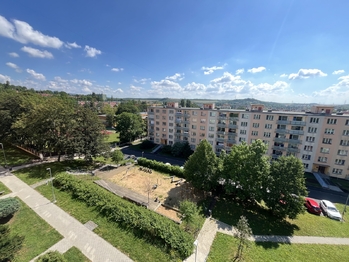 Výhled na okolí - Pronájem bytu 3+1 v osobním vlastnictví 68 m², Kadaň