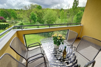 Pronájem bytu 2+kk v osobním vlastnictví 49 m², Praha 9 - Hloubětín