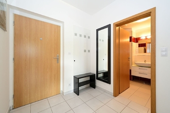 Pronájem bytu 2+kk v osobním vlastnictví 49 m², Praha 9 - Hloubětín