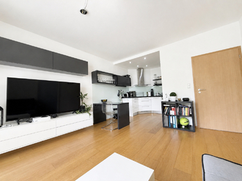 Pronájem bytu 2+kk v osobním vlastnictví 49 m², Praha 9 - Hloubětín