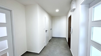 Prodej bytu 3+1 v osobním vlastnictví 62 m², Praha 4 - Chodov
