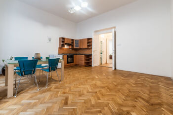 Pronájem bytu 2+kk v družstevním vlastnictví 60 m², Praha 2 - Vinohrady