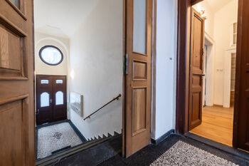 Pronájem bytu 2+kk v družstevním vlastnictví 60 m², Praha 2 - Vinohrady